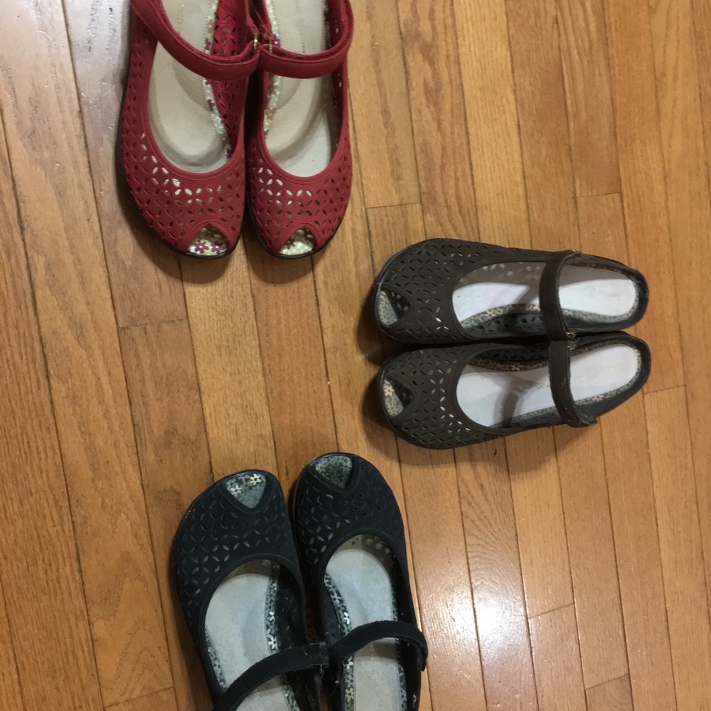 Lot of J-41 shoes Size 9, 3 pair